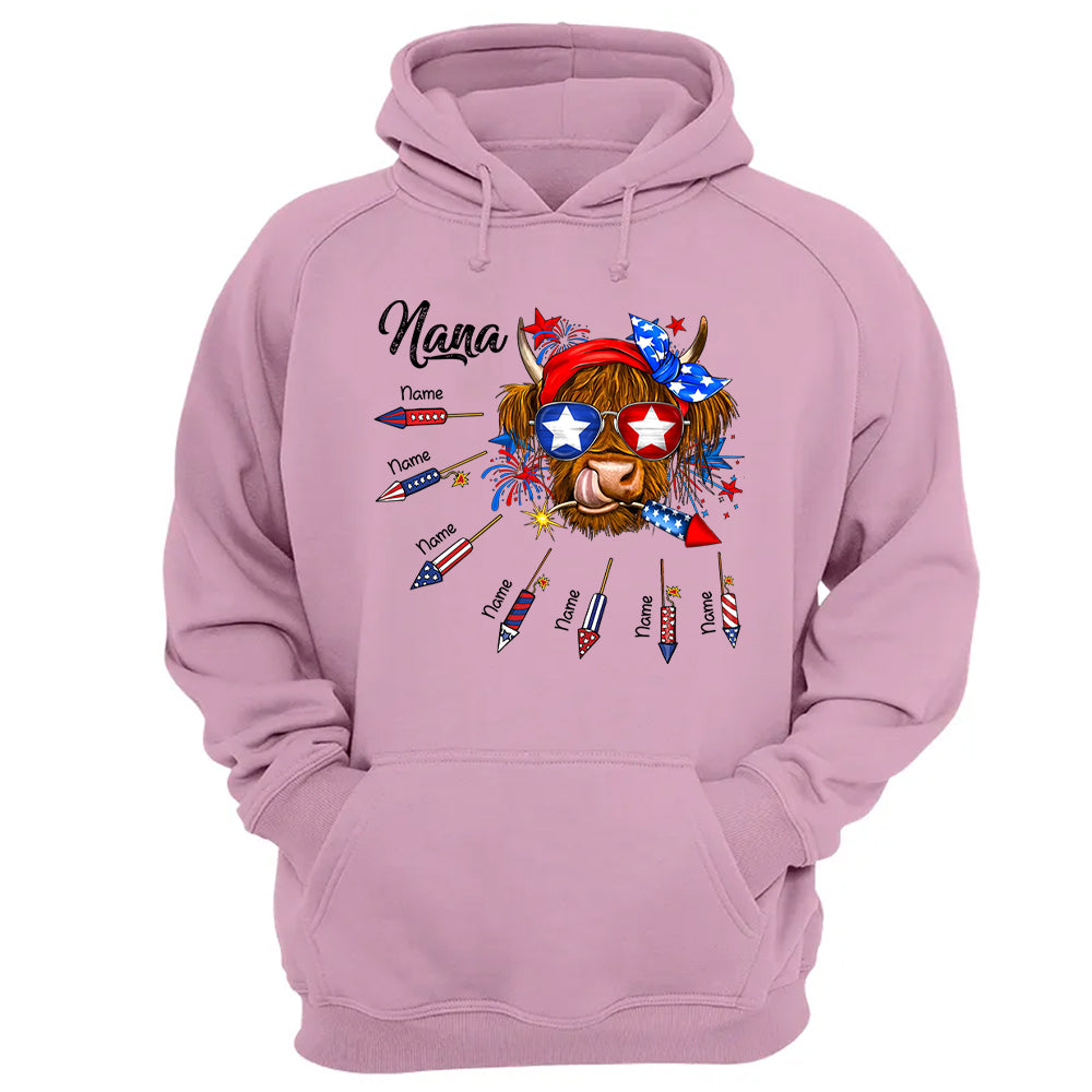 Personalized Grandma Patriotic With Firecrackers, Cute 4Th Of July Shirt For Grandma Vr2
