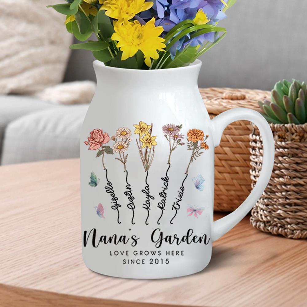 Mother's Day - Custom Nana's Garden Love Grows Here Flower Vase