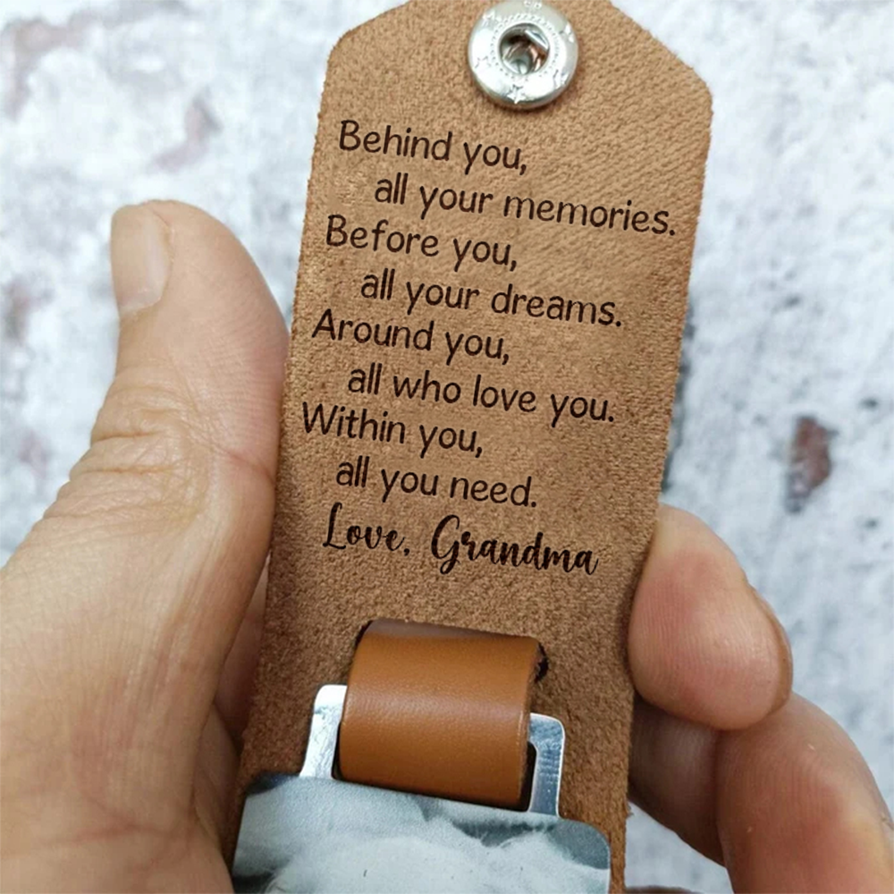 Class Of 2025 Graduation Leather Key Chain - Personalized Gift For Graduation Grandkid