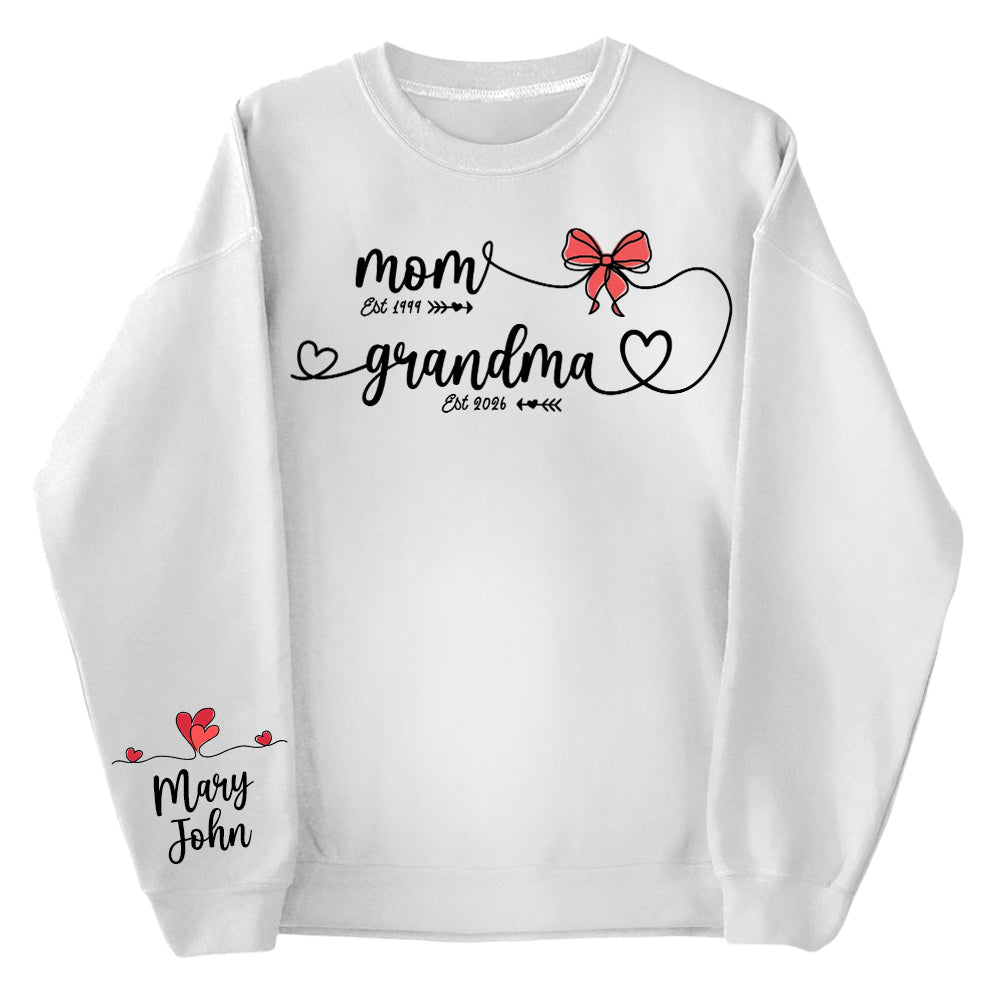 Personalized Mom Grandma Sweatshirt with Hearts – Meaningful Gift for Mom, Grandma Birthday or Mother’s Day Li29