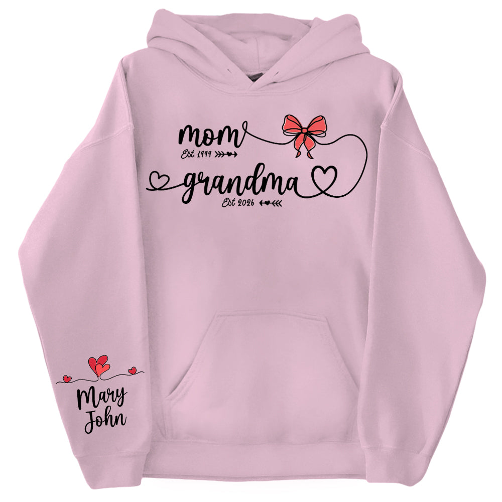 Personalized Mom Grandma Sweatshirt with Hearts – Meaningful Gift for Mom, Grandma Birthday or Mother’s Day Li29