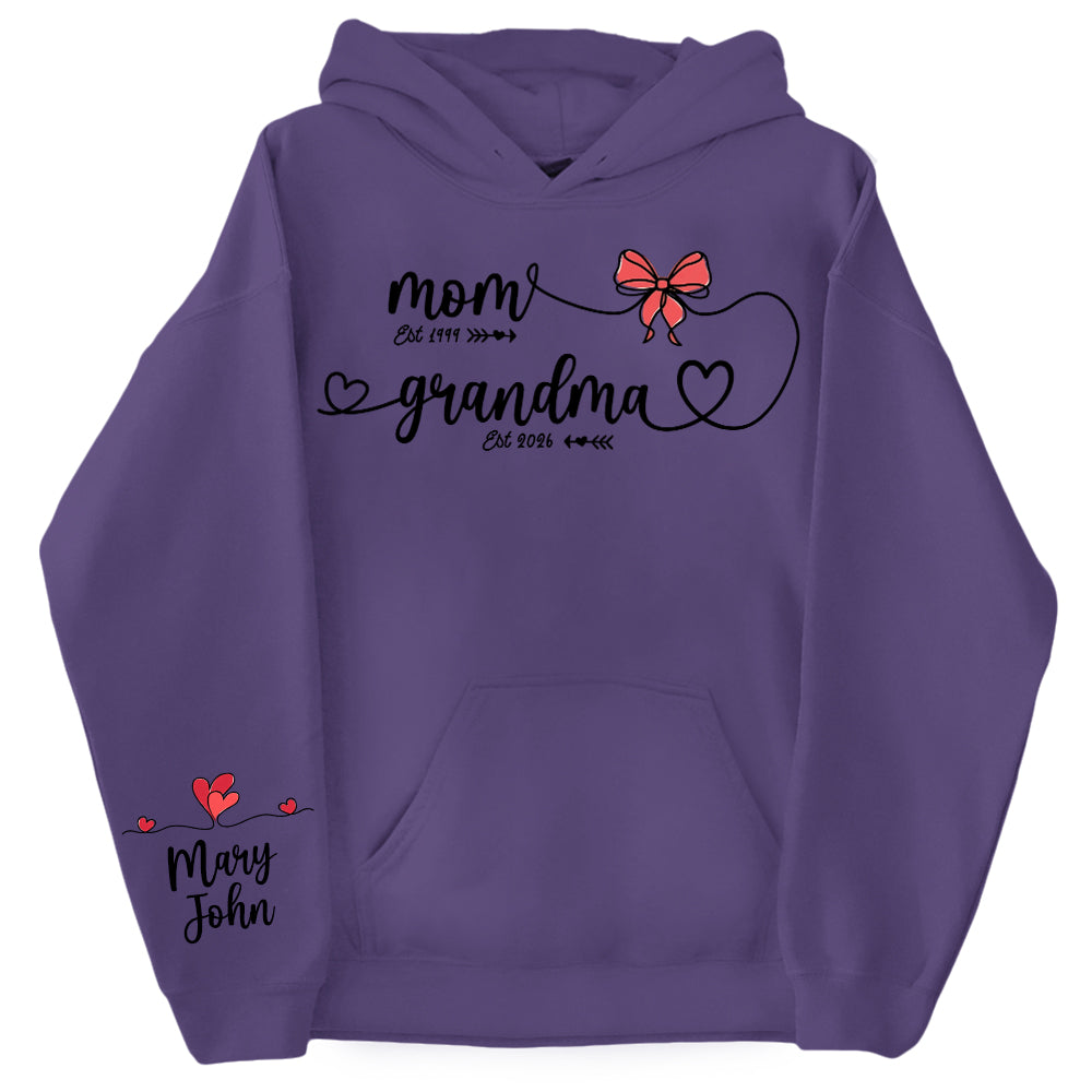 Personalized Mom Grandma Sweatshirt with Hearts – Meaningful Gift for Mom, Grandma Birthday or Mother’s Day Li29