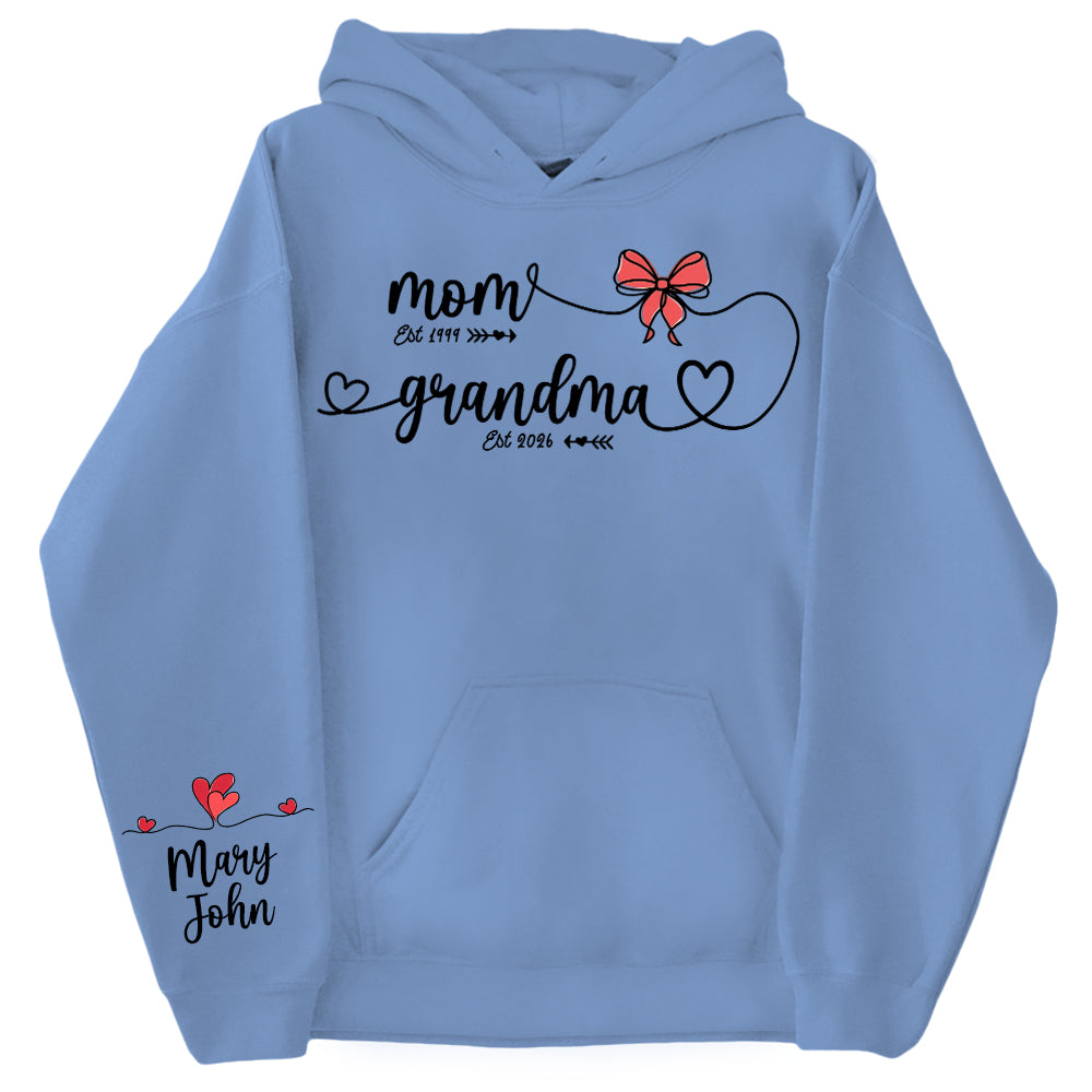 Personalized Mom Grandma Sweatshirt with Hearts – Meaningful Gift for Mom, Grandma Birthday or Mother’s Day Li29