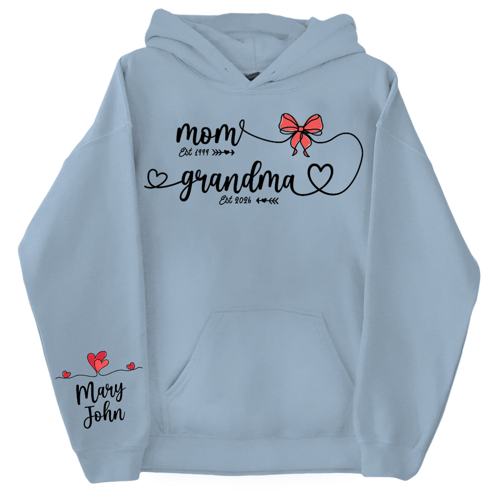 Personalized Mom Grandma Sweatshirt with Hearts – Meaningful Gift for Mom, Grandma Birthday or Mother’s Day Li29