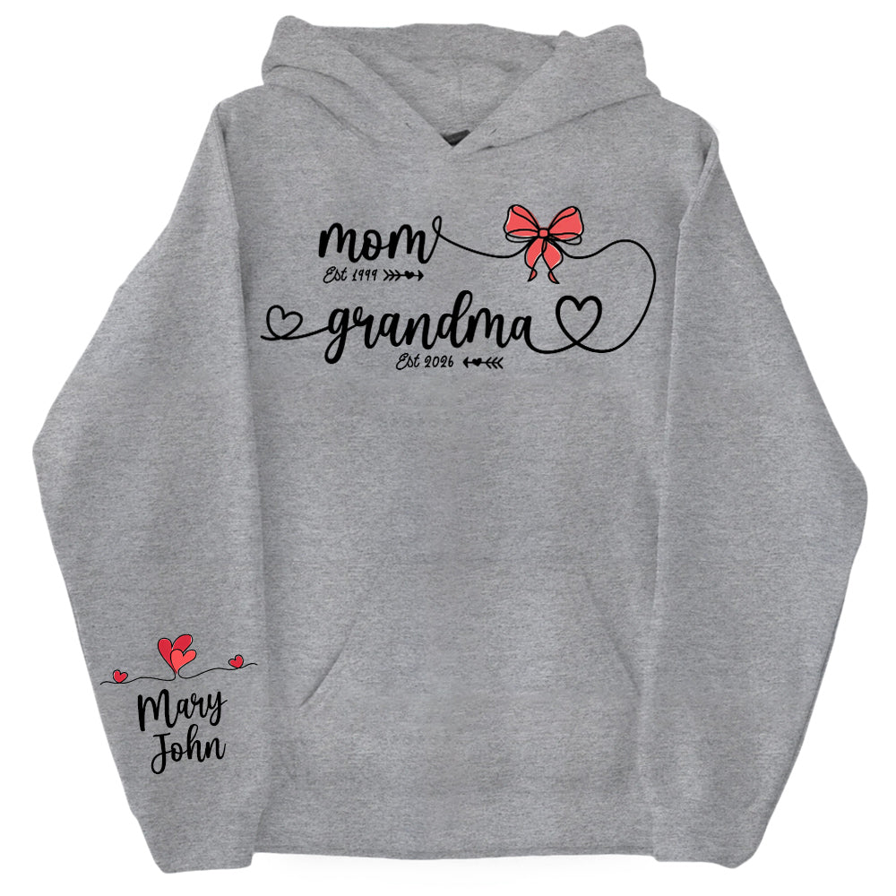 Personalized Mom Grandma Sweatshirt with Hearts – Meaningful Gift for Mom, Grandma Birthday or Mother’s Day Li29