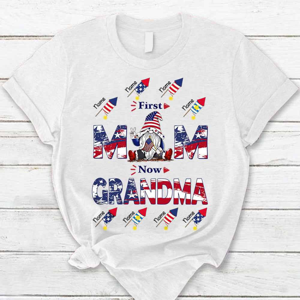 Personalized First Mom Now Grandma, Gnomes With American Flag Pattern, 4Th Of July T-Shirt For Grandma