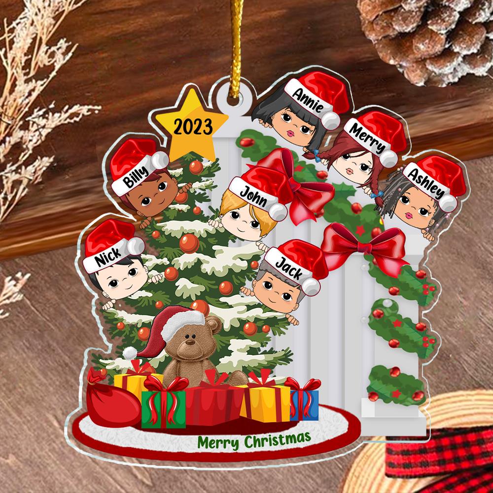 Personalized Peeking Christmas Family Personalized Ornament - Unique Christmas Gifts & Holiday Decorations
