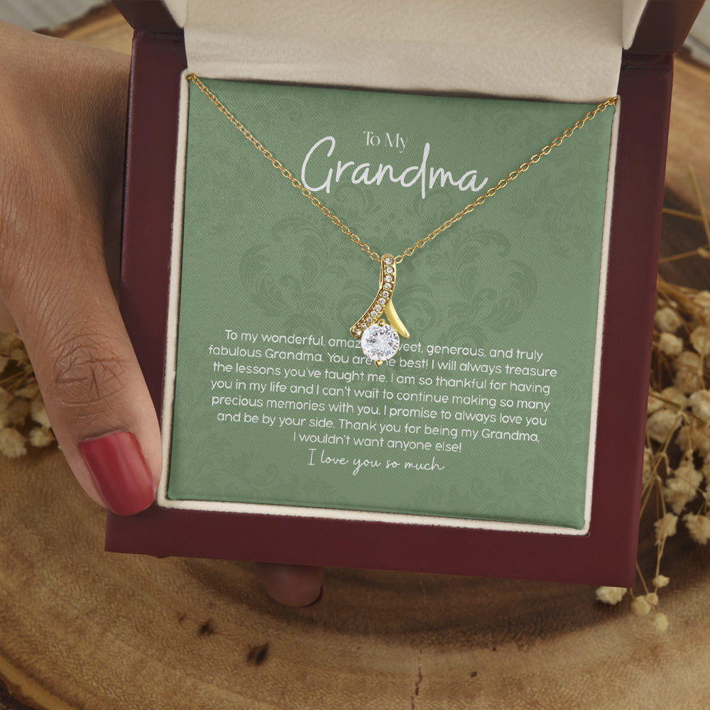 Personalized To My Grandma Alluring Beauty Necklace Gifts For Grandma From Grandchildren With Message Card- I Wouldn't Want Anyone Else