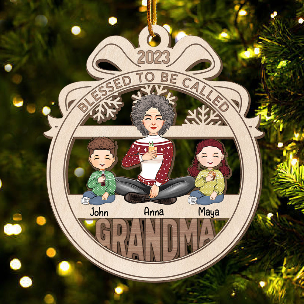 Snowflake Grandma Christmas - Personalized Wooden Ornament