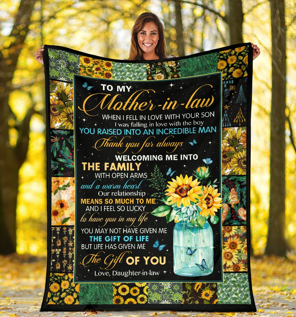 To My Mom It's Not Easy For Woman To Raise A Man From Son Fleece Blanket -  Mother's Day Sunflower Blanket