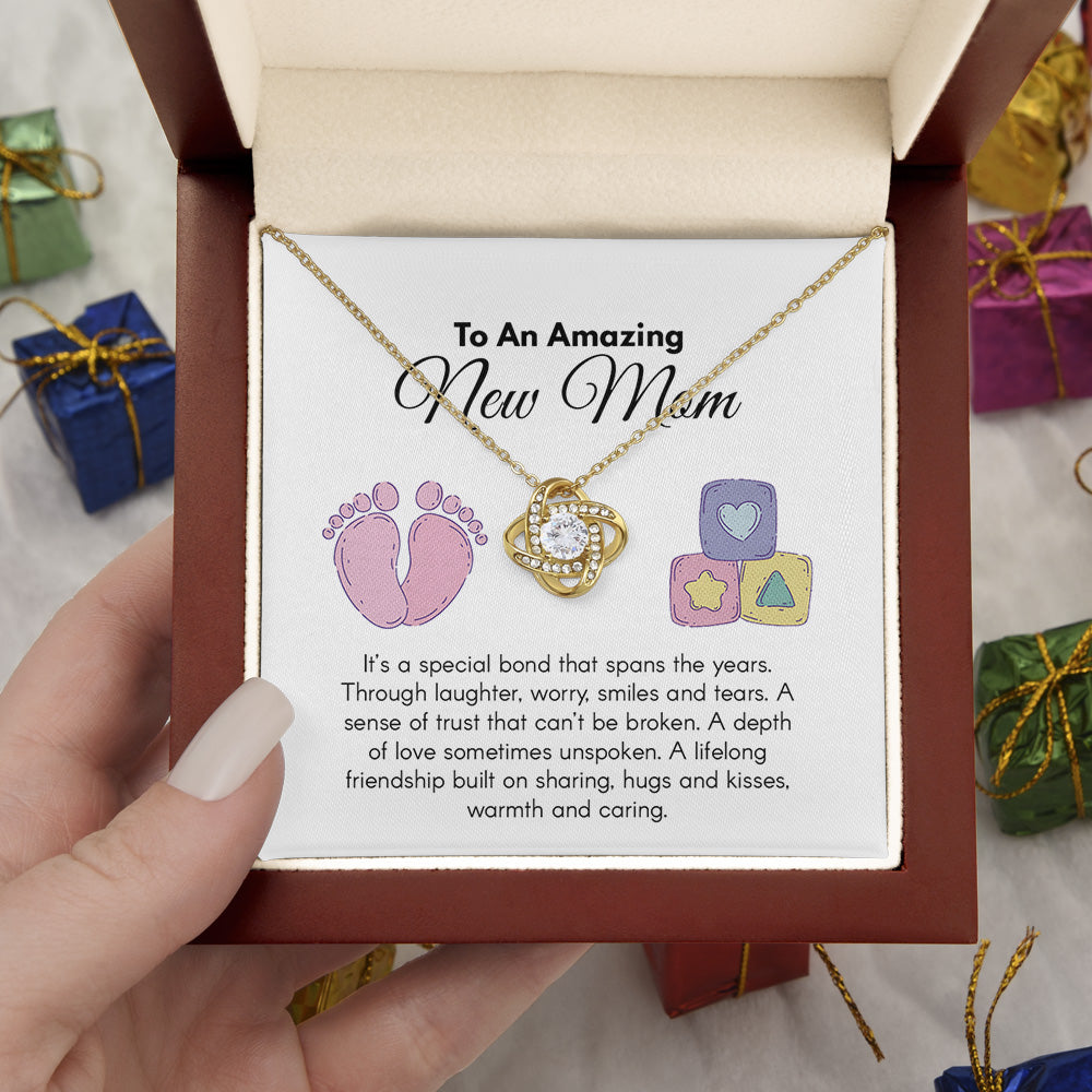 To An Amazing New Mom Love Knot Necklace, First Time Mom Gift For Expecting Mother It A Special Bond That Spans The Years New Mom Mothers Day Gift