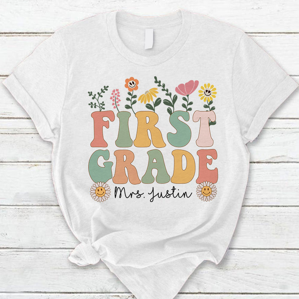 Personalized First Grade Teacher Shirt, Retro 1St Grade Teacher Shirt, Back To School, First Day Of School, Custom Name Teacher,Custom Grade Hk10