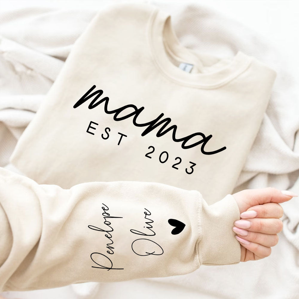 Custom Mama Sweatshirt with Date and Children Name on Sleeve, Mama Sweatshirt, Minimalist Mama
